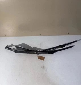 FORD ECOSPORT 2014-2017 PAIR OF FRONT WINDSCREEN WIPER ARMS LEFT AND RIGHT - Picture 1 of 6