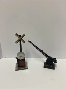 Vintage 1950's Marx Automatic Crossing Gate & Crossing Arm - Picture 1 of 10