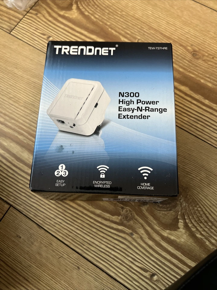 TRENDnet TEW-737HRE N300 High Power Easy N Range Extender - Image 1 of 1