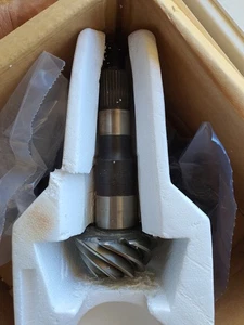 Dana 44 "Super 44" 3.90 Ring & Pinion Gear set - Corvette & Viper D44HD-390-OE - Picture 1 of 8