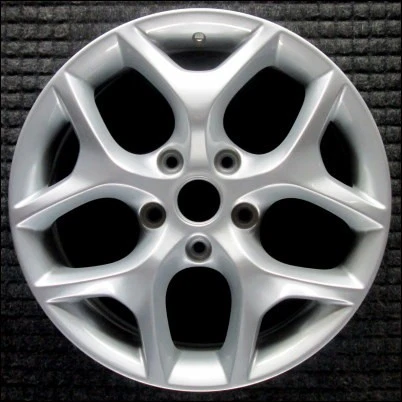 Llanta Chrysler Pacifica 18 pulgadas pintada OEM de 2017 a 2020 Foto 1 de 1