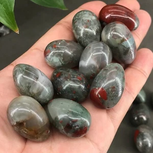 10pcs natural African blood stone quartz egg quartz crystal skull reiki heal gem - Imagen 1 de 12