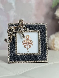 JEWEL OF MUMBAI FRAME 6,5 X 6,5” BEADED LEOPARD HOLDS 4x4” PHOTO-TABLETOP DECOR - Picture 1 of 9