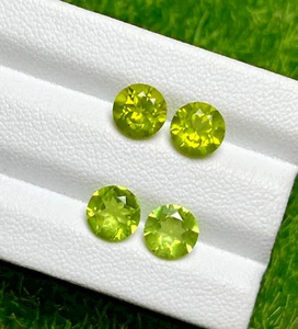 4.52ct Loose Gemstone! 100% Natural Unheated Green Peridot - Picture 1 of 3