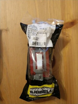 INTERRUPTOR DE LUZ DE PARED ELÉCTRICO DE 3 VÍAS HUBBELL CS1223W 20A 120 - 277 VAC MARFIL Foto 1 de 2