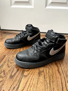 Nike Air Force 1 Premium Sneakers Mid Black Metallic Silver - Mens Size 7 - Picture 1 of 5