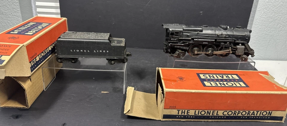 Postwar Lionel 675 Steam Locomotive & 2466WX Whistle Tender From 1947~w/Nice OBs - Image 1 of 4
