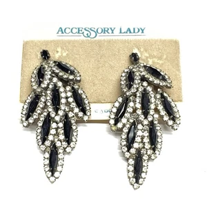 Splendidi orecchini a clip pendenti lunghi strass neri da donna accessorio vintage - Foto 1 di 4
