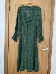 Next Midi Dress Size 14 Green Black Dotty Fluted Cuff Ruched Bust - Picture 1 of 6