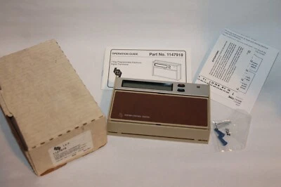 Heil I.C.P. #1147918 Termostato digital de 7 días frío por calor 40-99 ° F NOS (loc:Q) Foto 1 de 4