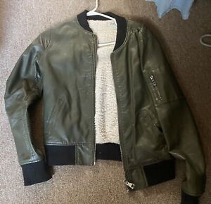 small women’s green leather jacket
