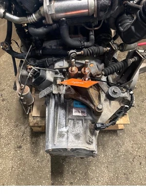 Caja cambios manual Kia Sedona Carnival 2.9 CRDi 145cv año 2004 Foto 1 de 3