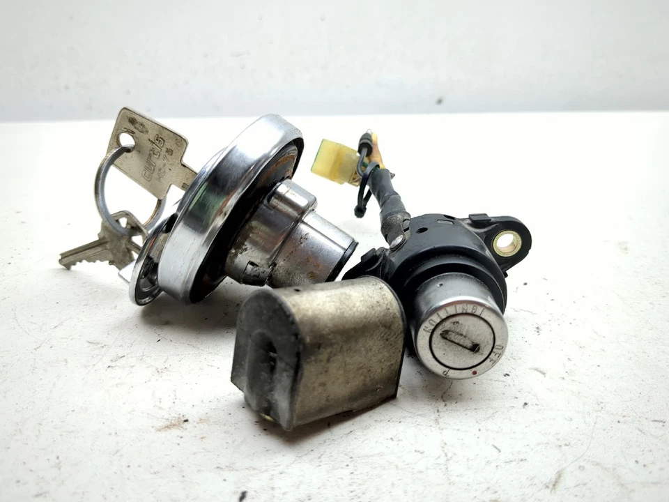 Крышка и ключ переключателя зажигания для Honda Rebel 250 CMX250 85-87 годов выпуска - Изображение 1 из 4