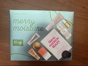 New in Box! Macy's Moisture Set. Premium beauty items, Lancome, Kiehl' + more - Picture 1 of 3