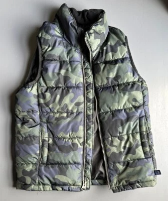Камуфляжный жилет для мальчика Gap Cold Front камуфляжный пуховик маленький 6/7 - Изображение 1 из 4