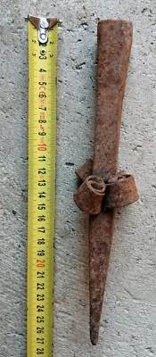 E6- Ancienne enclume enclumette pour battre les faux outil ancien faucheur 2 - Photo 1/4