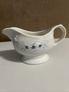 Pfaltzgraff “Poetry” Gravy Server Boat 436 Blue Floral Design 1989-1996 Vintage - Picture 1 of 10