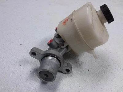 Brake Master Cylinder Vacuum Booster Fits 17 FORD F250SD PICKUP 844500 - Image 1 of 4