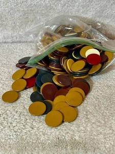 Over 200 Vintage Bakelite Gaming Tokens Poker Chips - Most 1" Diameter - Picture 1 of 1