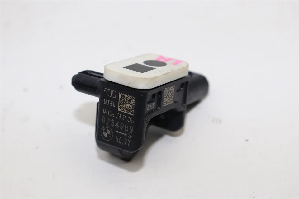 BMW M4 F82 2014 Impact Crash Sensor 9234989 J217 - Image 1 of 1