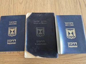 Lote de 3 documentos de viaje israelíes - caducados - para accesorios / uso en teatro ENVÍO GRATUITO - Imagen 1 de 19