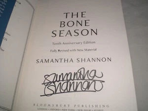 SAMANTHA SHANNON - The Bone Season SIGNIERT 10th Anniversary 1/1 Hb - 2023 - Bild 1 von 2
