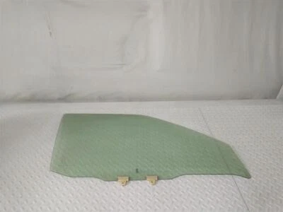 96-04 Nissan Pathfinder Front Passenger Window Glass - Image 1 of 4