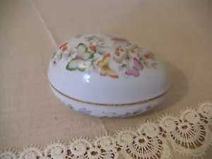 Vintage 1974 Avon Porcelain Egg 22K Gold Trim Made in Japan - Picture 1 of 3