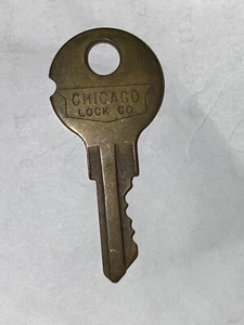 Vintage Chicago Lock Co notch missing from head word 'File' etched on other side - Picture 1 of 2
