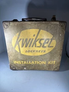Vintage KWIKSET Locksets Installation Kit Hole Boring Jig in Storage Box - Picture 1 of 14