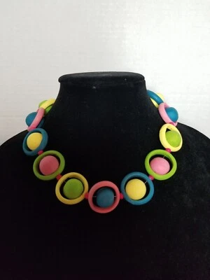 Collar de cuentas y lazos hechos a mano de 18" Foto 1 de 2