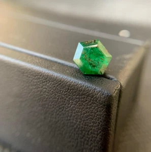 2.55 Ct Natural Top Green Swat Emerald star Cut Gemstone From Pakistan - Picture 1 of 10