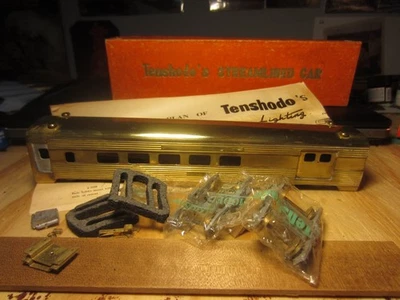 HO trains; TENSHODO'S Brass & wood streamlined postal car KIT--1950s - Image 1 of 4