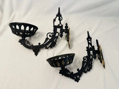 Antiguo juego de par de soportes de pared para lámpara de aceite de hierro fundido con soportes Foto 1 de 4