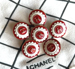 CHANEL Vintage Red\White Gold Metal Button 21 mm (Set of 6) - Picture 1 of 5