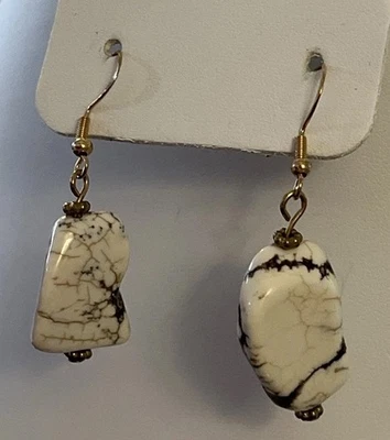 Boho Agate Nugget Earrings White w/ Brown Veining Gold Tone Dangle 1.7” - Image 1 of 2