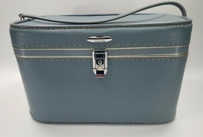 Vintage Blue Sears Featherlite Luggage Suitcase Makeup Train Case Carry-on - Image 1 of 4