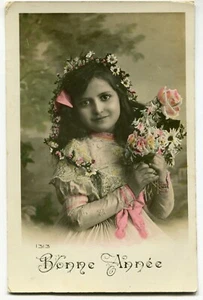 CPA - Carte Postale - Fantaisie - Portrait de Jeune Fille - Fleurs - Bonne Année - Picture 1 of 2