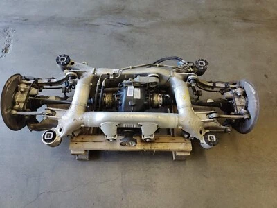 BMW E60 530I 2006 eje diferencial trasero suspensión subchasis conjunto de barra Foto 1 de 4