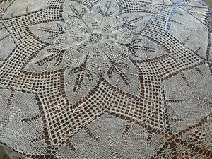 RARE French Antique Knitted Table Doily 30” Round Handmade Geometrical design - Picture 1 of 8