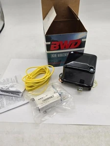 Voltage Regulator 6 Volt System BWD R195 - Picture 1 of 7