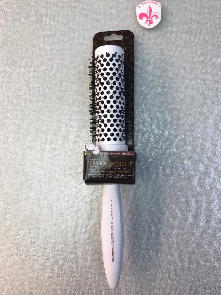 Cricket ultra smooth hair brush 350 Coconut infused Thermal 1.5 “ Round Brush - Image 1 of 1