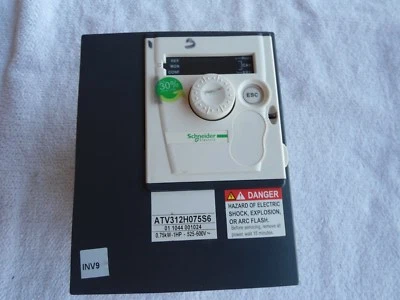 Telemecanique Altivar 312 1HP AC Drive ATV312H075S6 - Imagem 1 de 3