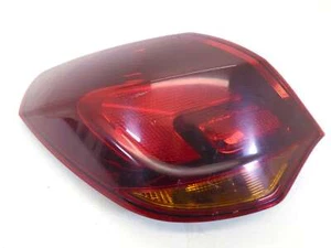 LUZ TRASERA VAUXHALL ASTRA EN CARROCERÍA PASAJERO/LADO IZQUIERDO AHUMADO 2009-2015 - Imagen 1 de 8