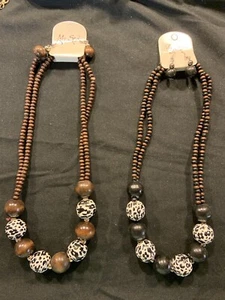 NWT Fashion Animal Print Elastic Wood Beaded Necklace Choice Of Brown Or Black - Picture 1 of 7