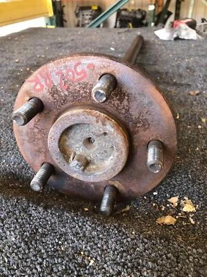 Chevrolet Tahoe 1995-2000 5,7 L 4x2 eje de transmisión trasero lado derecho del pasajero Foto 1 de 4