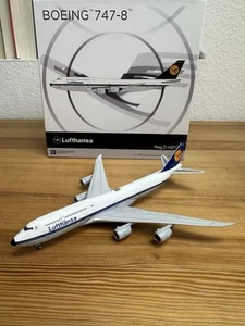 NG Models 1:400 Lufthansa Boeing 747-8 D-ABYT librea retro con embalaje original - Imagen 1 de 10