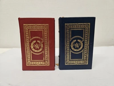 Easton Press Merriam-Webster's Pocket Dictionary Thesaurus Set 2006 - Image 1 of 4