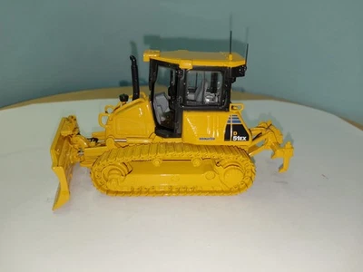 KOMATSU D51 ZX DOCER 1/50 FIRST GEAR 50-3147 (2041) - Immagine 1 di 4