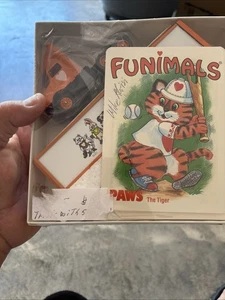 "Sehr selten" Funimals Traktor Anhänger Winross Truck & signierte Karten - Bild 1 von 14